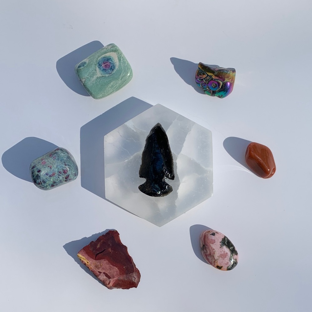 Selenite Charging Plate with healing crystals, minerals & arrowhead